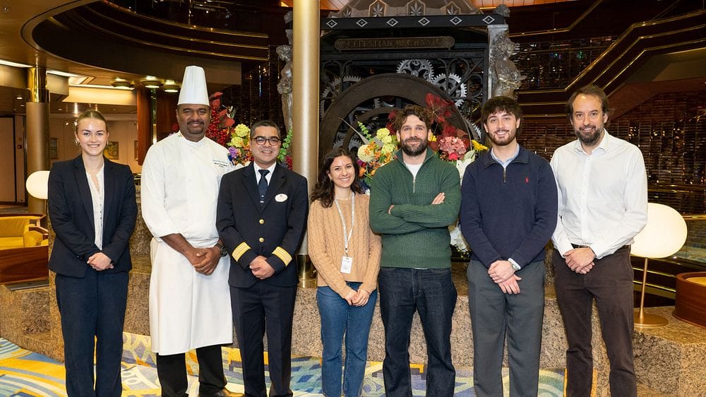 Fred. Olsen Cruise Lines' and KITRO staff