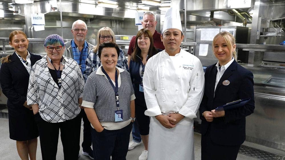 Susan Calman with Bolette Crew and Guests