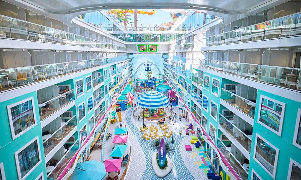 Designed for families with young kids, Surfside is where families can stay and play all day without compromise on Royal Caribbean’s Icon of the Seas and the soon-to-debut Star of the Seas. The neighborhood features three water experiences, including the Water’s Edge pool for grownups to kick back just steps away from Splashaway Bay kids aquapark, and nearby spots to grab bites and drinks for everyone, like The Lemon Post bar and the dedicated Surfside Eatery buffet.