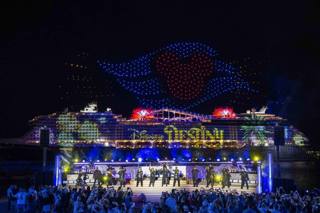 Disney Cruise Line Christens Disney Destiny In South Florida