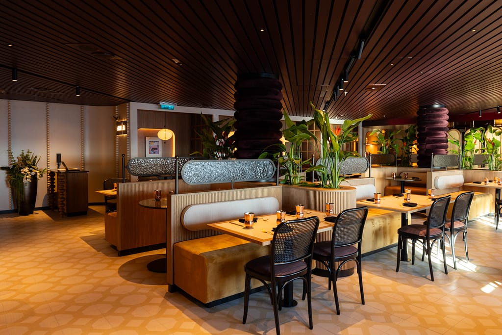 Ariya by Razzle Dazzle, Indian Dining offering onboard Valiant Lady