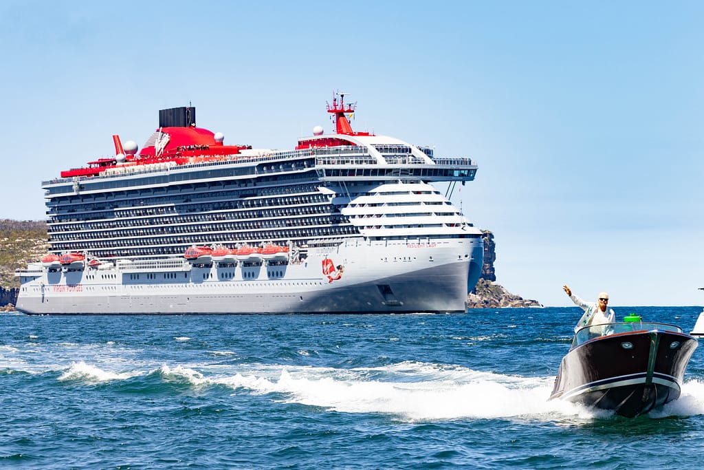 Resilient Lady arriving in Sydney