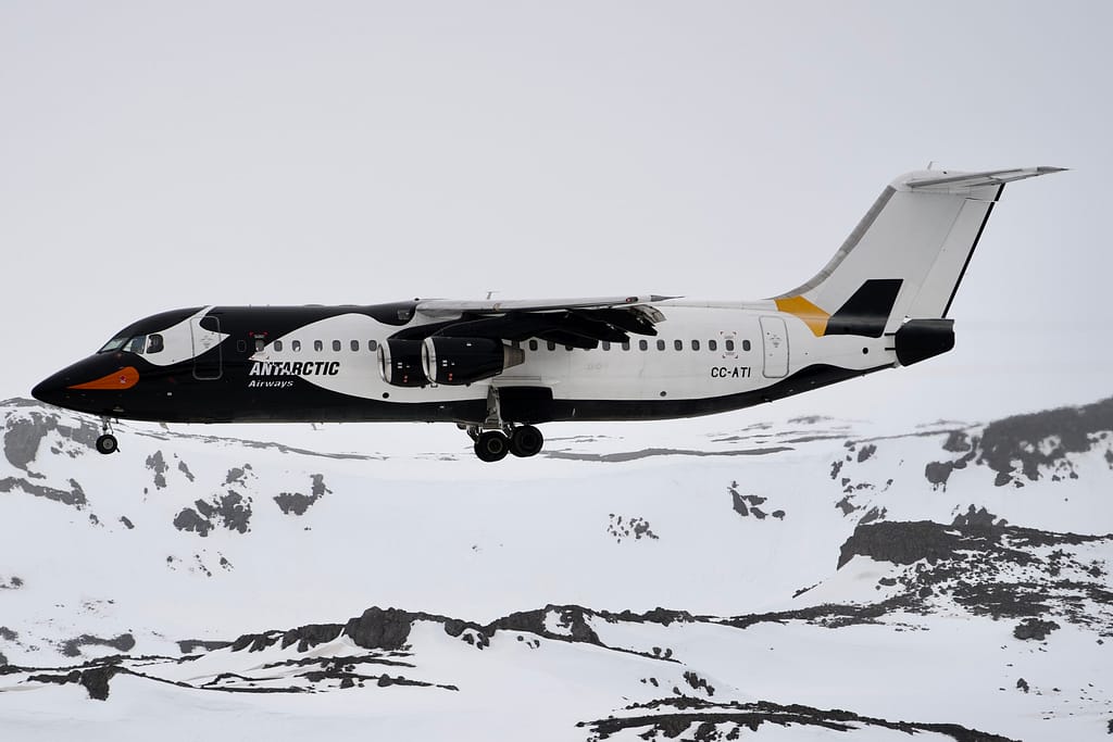 For the first time in its history, National Geographic-Lindblad Expeditions completed its debut round-trip flights between Puerto Natales, Chile, and King George Island in Antarctica