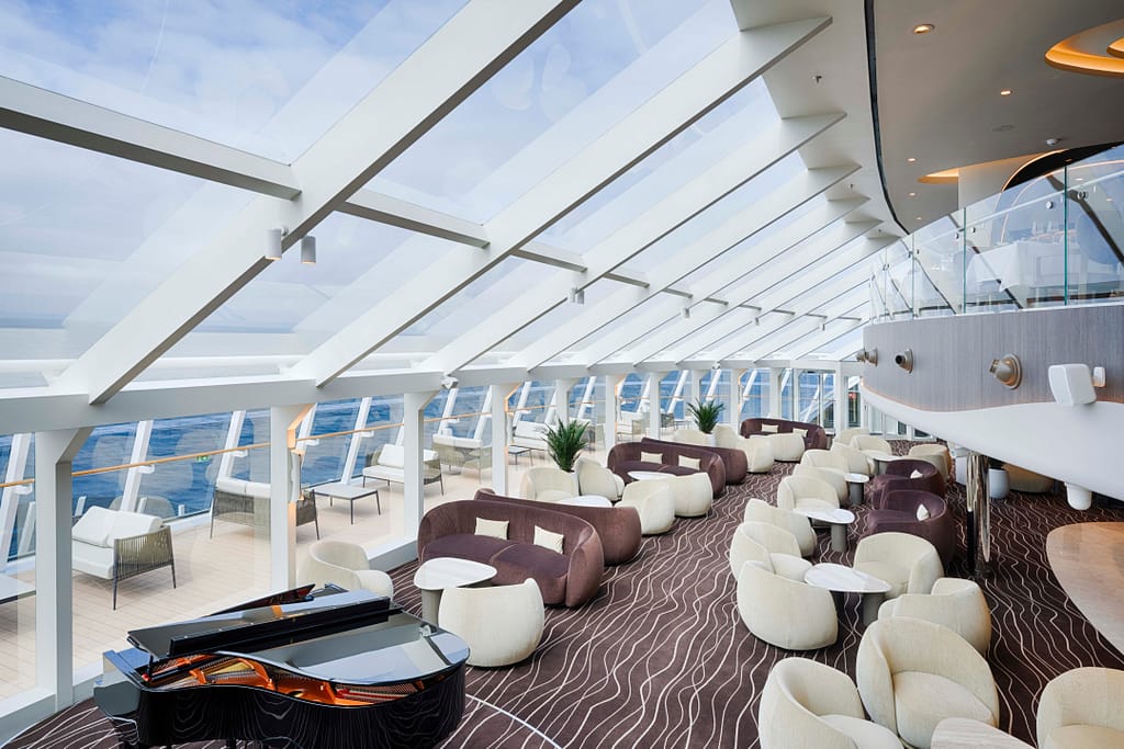 MSC World Atlantic, MSC Yacht Club - Top Sail Lounge