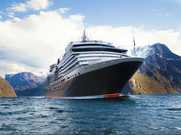 Cunards' Queen Victoria
