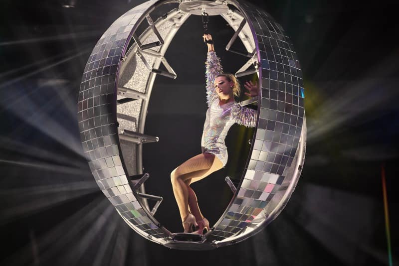 Celebrity Cruises is Giving Date Night an Upgrade on Celebrity Xcel Entertainment