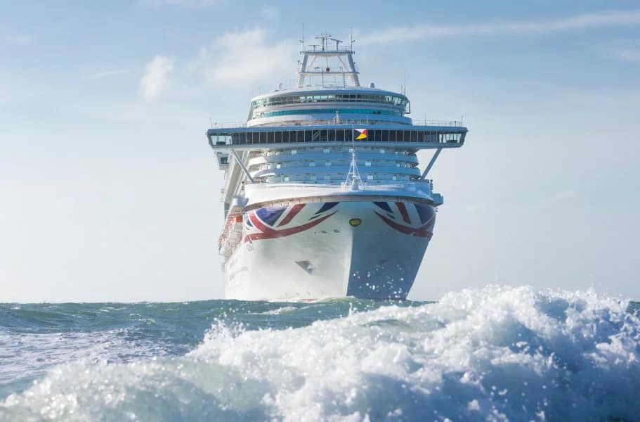 P&O's Azura