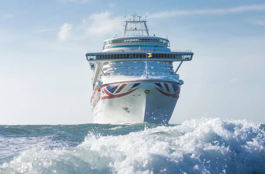 P&O's Azura