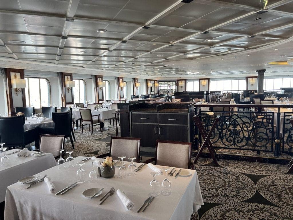 Discoveries Restaurant