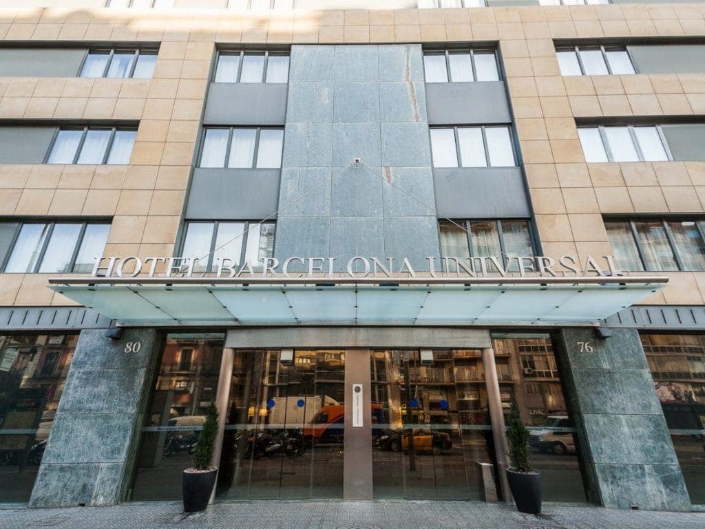 Hotel Barcelona Universal - Entrance