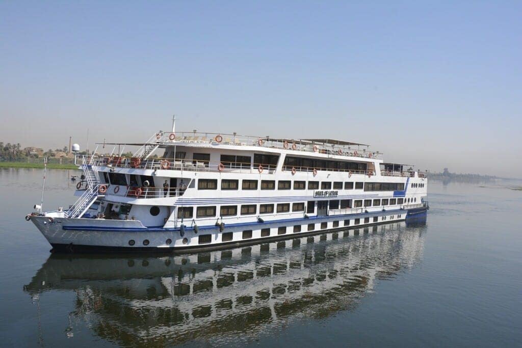 MV Star of Luxor
