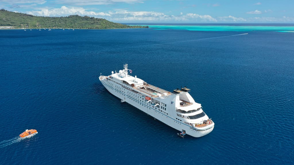 Windstar Cruises' Star Breeze in Tahiti