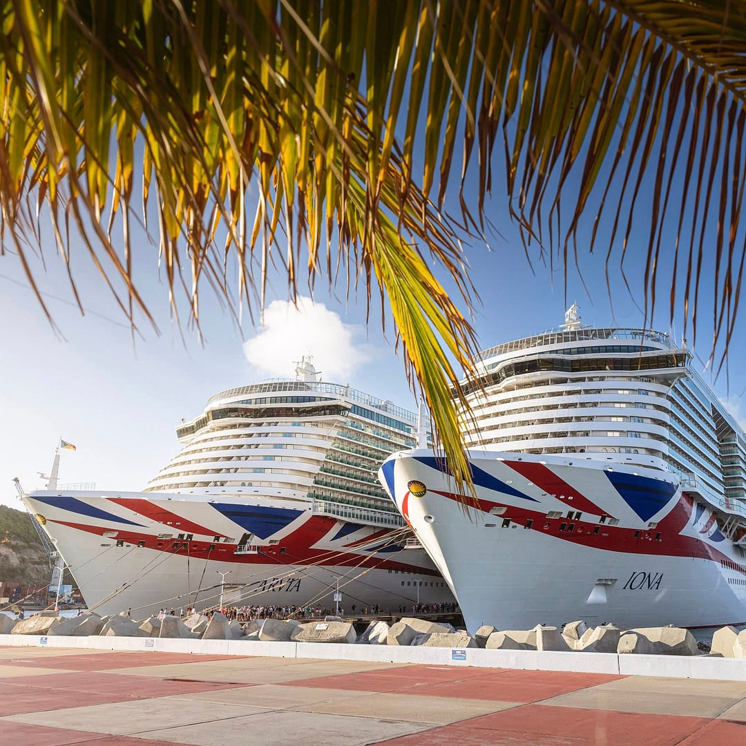 P&O Cruises' Arvia and Iona in St Maarten